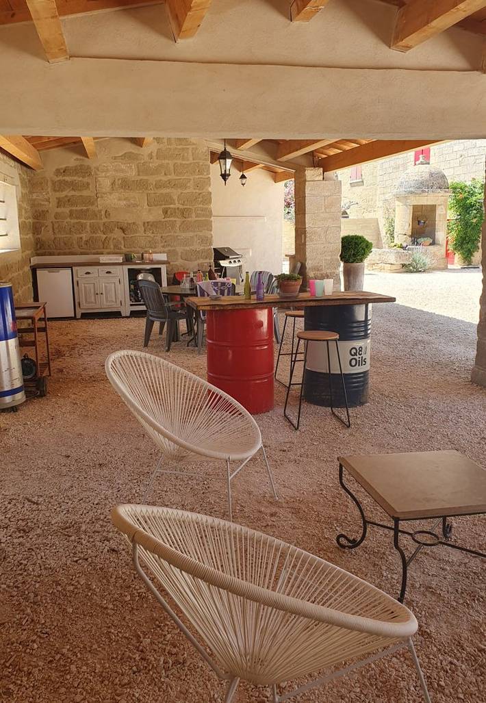 Gîte pour 4 personnes, avec piscine et terrasse à Saint-Siffret - 4