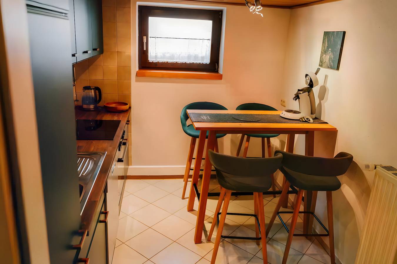 Ganze Wohnung, Ferienwohnung 'Bästenbach' mit Seeblick, privater Terrasse und Wi-Fi in Bad Peterstal-Griesbach, Mittlerer Schwarzwald