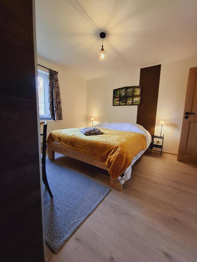 Location de vacances pour 6 personnes, avec jardin dans Tavigny - 3