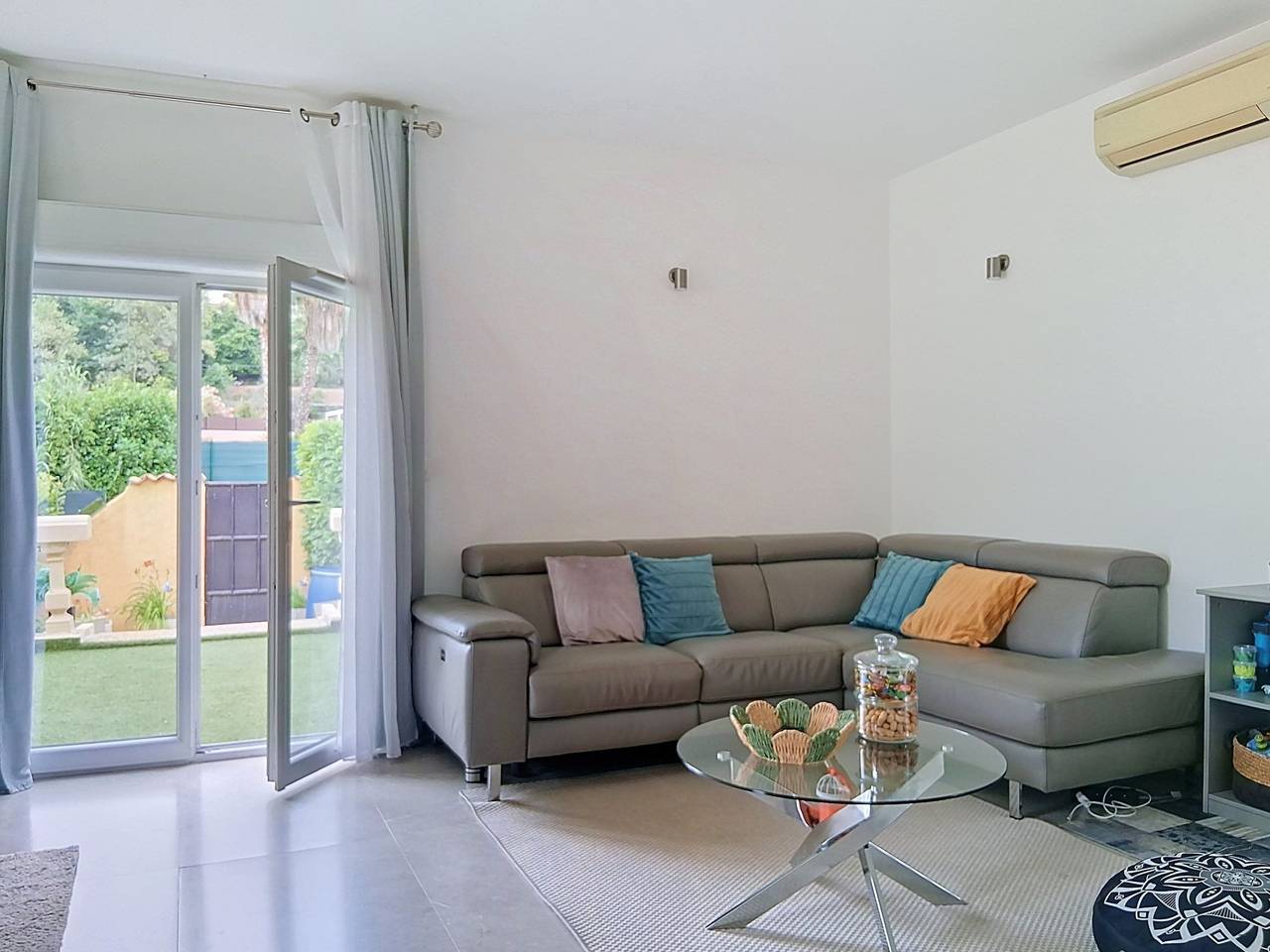 Villa Le Cercle in Saint-Paul-de-Vence, Costa mediterránea (Francia)