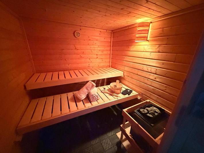 Ferienwohnung für 4 Personen, mit Terrasse und Garten sowie Sauna und Ausblick in Weißenfels - 4