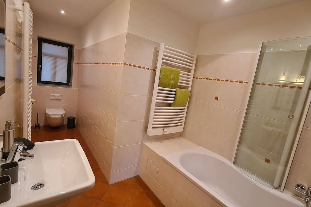 Apartamento entero, Vacation apartment \"Kraxlhütte\" Dresden - comfortable, large apartment in Loschwitz, Dresde