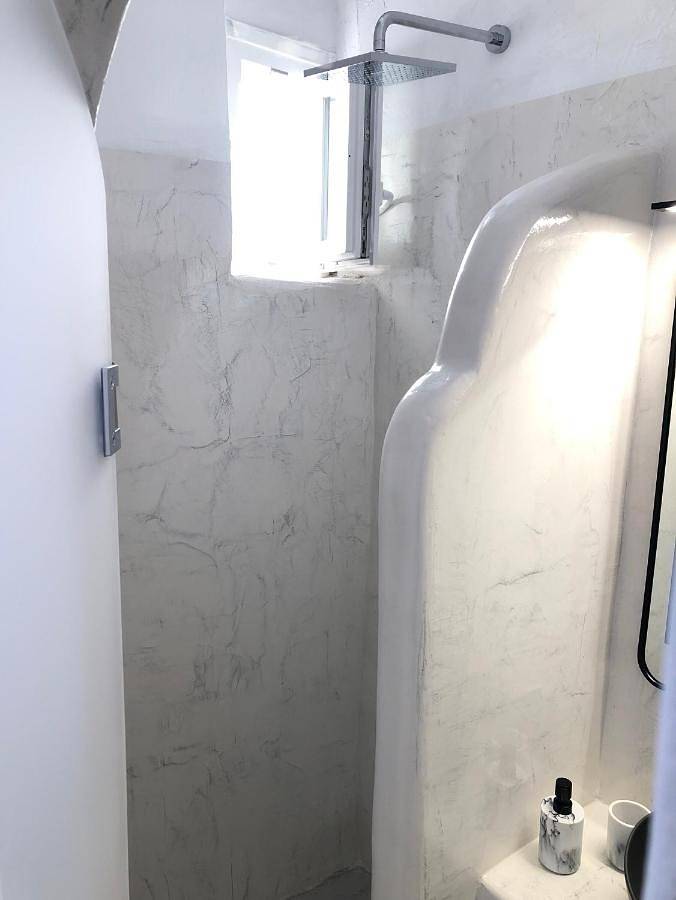 Maison d’hôte pour 3 personnes, avec terrasse et jardin à Thera - 3