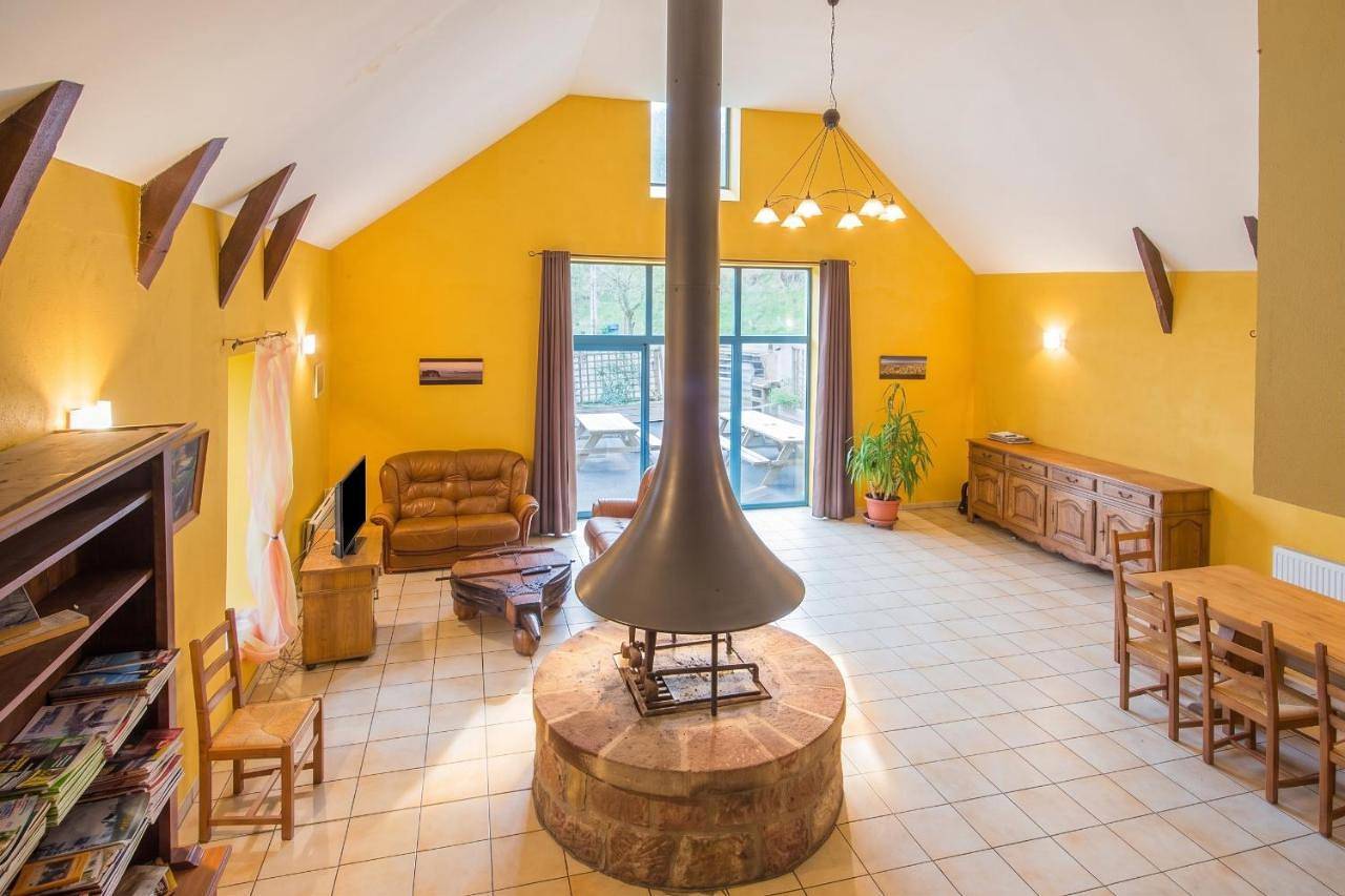 Grande maison conviviale à Saint-Côme-d'Olt avec jardin et cheminée in Saint-Côme-d'Olt, Parc naturel régional de l'Aubrac