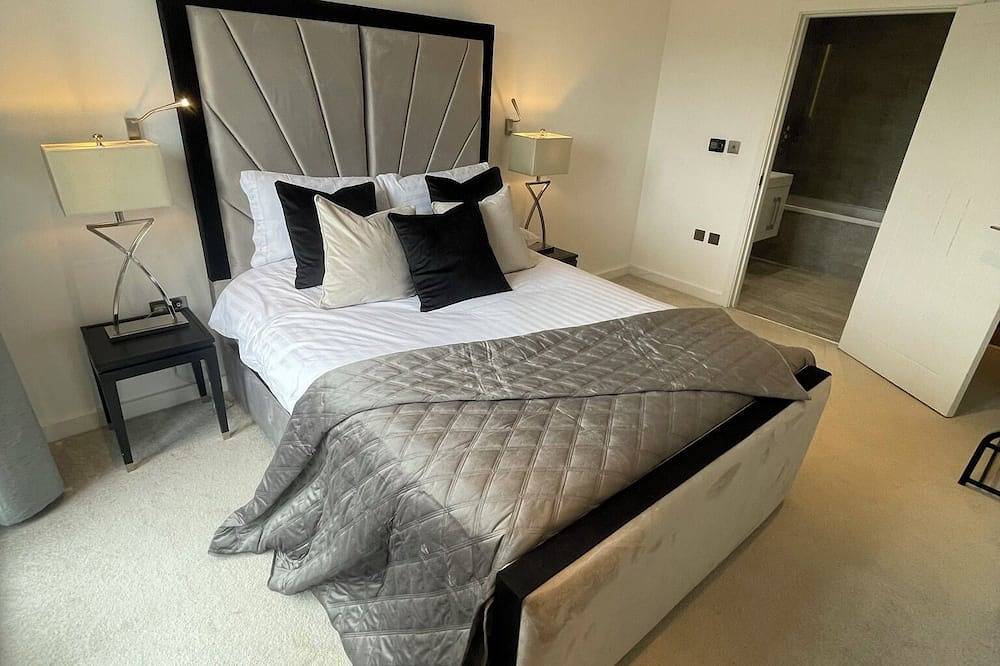 Entire apartment, St Albans Spacious 2 bed, 2 bathrooms apartment Family living space Netflix Wifi in Hertfordshire