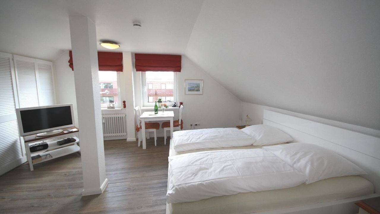 Ganze Ferienwohnung, Ferienwohnung für 2 Personen (25 m²) in Wenningstedt in Wenningstedt, Sylt