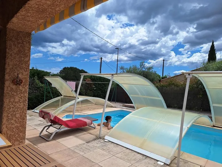 Chalet para 5 personas, con piscina y jardín - 1
