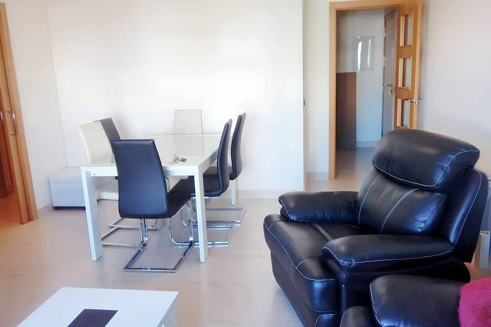 Ganze Wohnung, Homerez - Wohnung in Almería mit Pool in Retamar, Almería