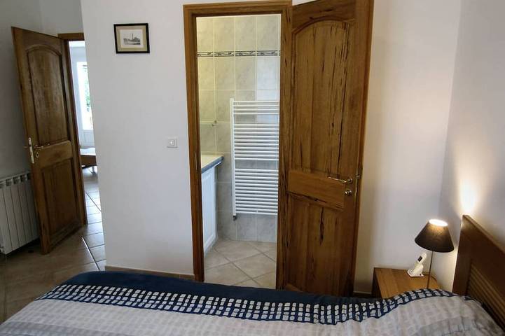 Location de vacances pour 6 personnes, avec jardin à La Tour-d'Aigues - 3