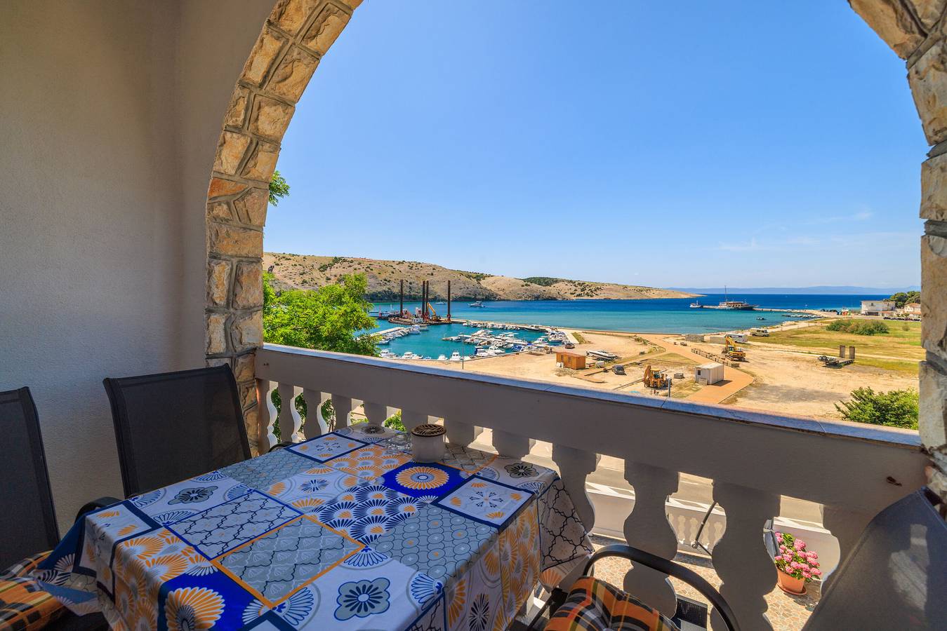 Ganze Wohnung, Apartments Albina in Lopar, Rab