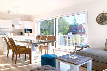 Ferienwohnung für 6 Personen, mit Balkon am Dierhagen Strand