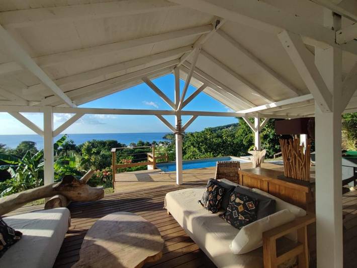 Location de vacances pour 6 personnes, avec piscine ainsi que vue et terrasse dans Plage Leroux - 2