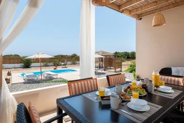 Vacation Rental for 7 Guests in Gennadi, South Aegean region, Picture 1