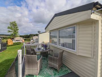 Bungalow for 6 People in Lyme Regis, Jurassic Coast, Photo 2