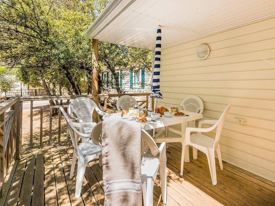 Camping Marina d'Erba Rossa - Mobilheim 4 personen - Comfort | 2 Schlafz. | 4 Pers. | Einfache Terrasse | Klimaanlage in Marina d'Oru, Ghisonaccia