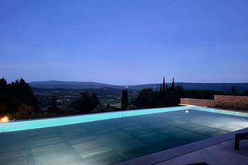 Villa pour 14 Personnes dans Village de Gordes, Gordes, Photo 1