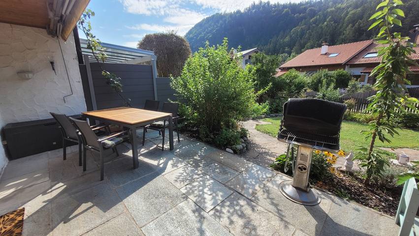 Ganze Ferienwohnung, Familienhaus Hechtsee - Ferienwohnung 125qm mit Terrasse für max. 5 Personen in Kiefersfelden, Bayerische Alpen