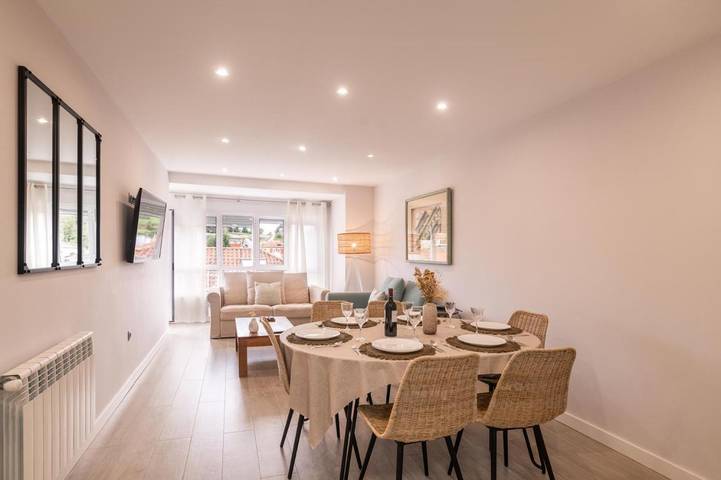 Apartamento de vacaciones para 7 personas, con balcón y vistas - 1