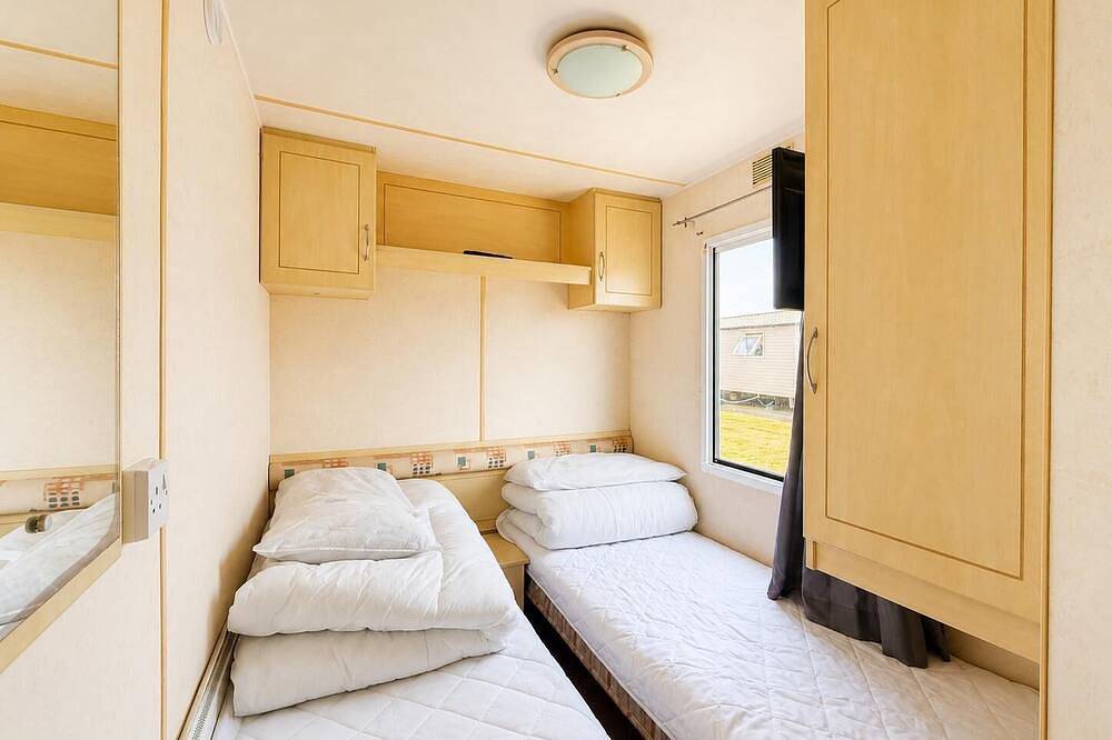 8 berth caravan for hire at St Osyth Beach Holiday Park in St Osyth, Essex