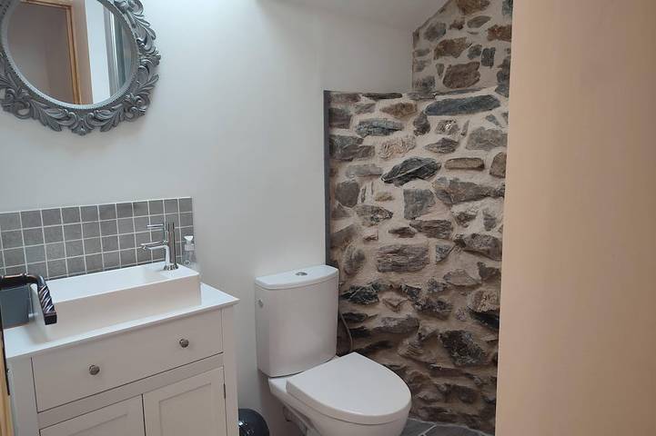 Gîte pour 3 personnes, avec terrasse et jardin à Saint-Pardoux-Corbier - 4