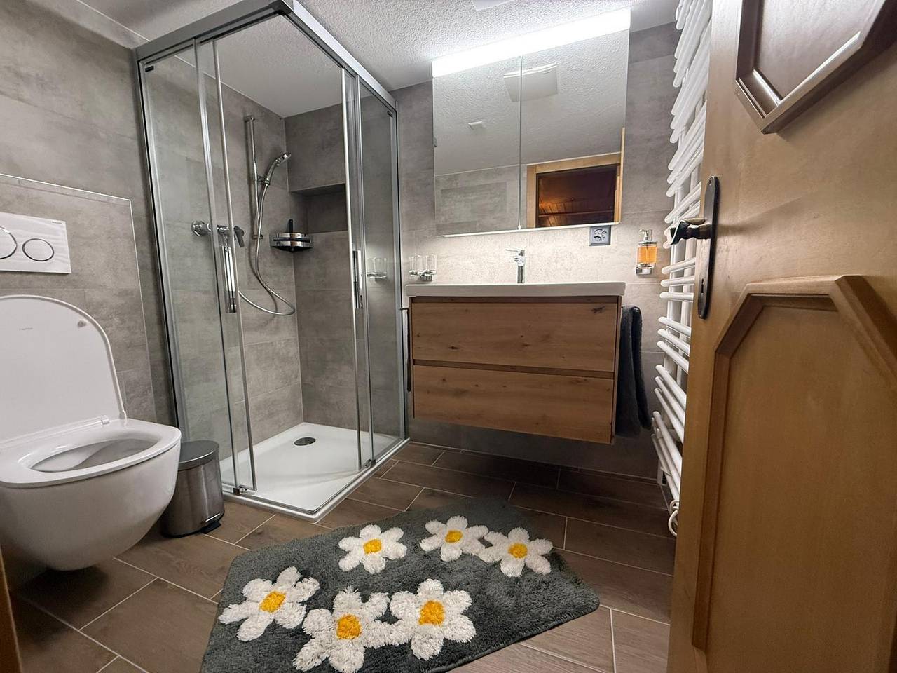 Ganze Ferienwohnung, Talblick in Saas-Grund, Walliser Alpen