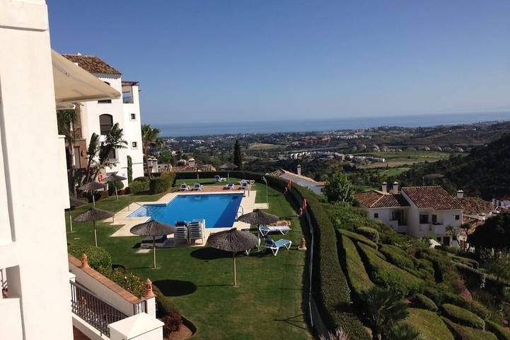 Holiday apartment for 4 people, with balcony and pool - 1