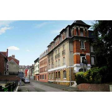 Hôtel pour 5 personnes, avec terrasse et vue à Péronne (Somme)