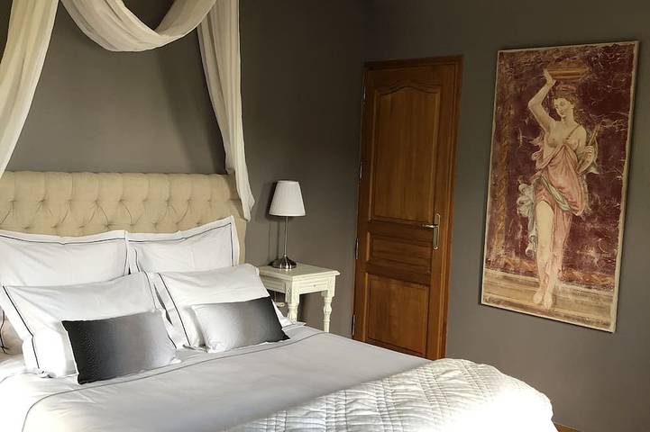 Location de vacances pour 14 personnes, avec Jacuzzi ainsi que Terrasse et Jardin à Saché - 4