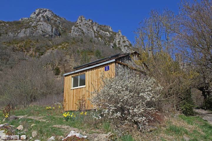Chalet pour 2 personnes, avec Terrasse et Jardin