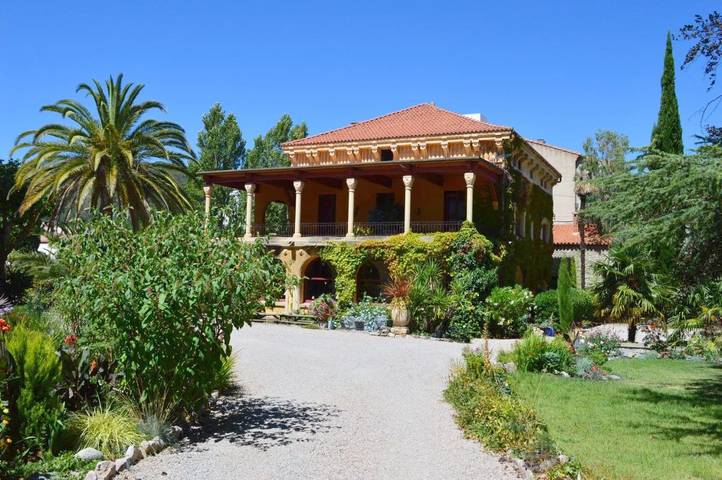 Chambre d’hôte pour 2 personnes, avec Terrasse ainsi que Jardin et Piscine