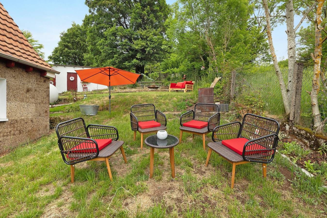 Ferienhaus 'Vogelsberger Bett Unser Korkhaus' mit Bergblick, privater Terrasse und Wi-Fi in Feldatal, Vogelsberg Region