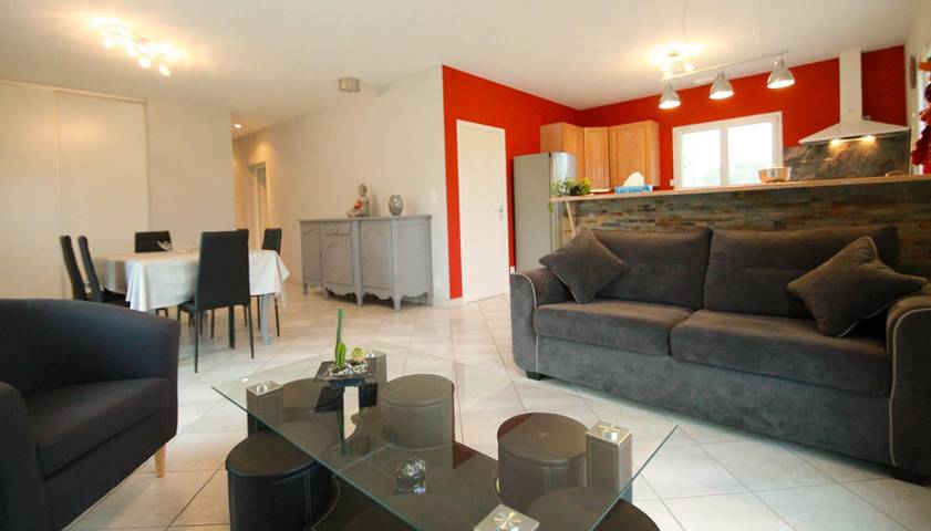 Gîte pour 6 personnes, avec Terrasse ainsi que Jardin et Vue