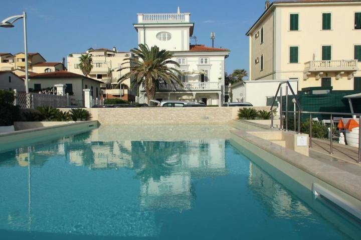 Appart’hôtel pour 3 personnes, avec jardin et piscine