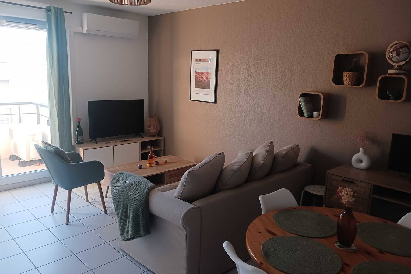 Apartamento entero, Apartamento de vacaciones para 4 personas con balcón in Port Marianne, Montpellier