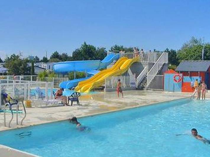 Camping pour 6 personnes, avec bassin pour enfant, animaux acceptés