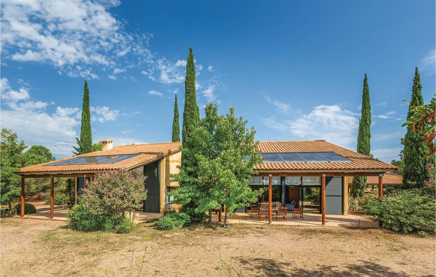 Apartamento Capmany Garden: AC, Piscina, WiFi in Capmany, Alt Empordà