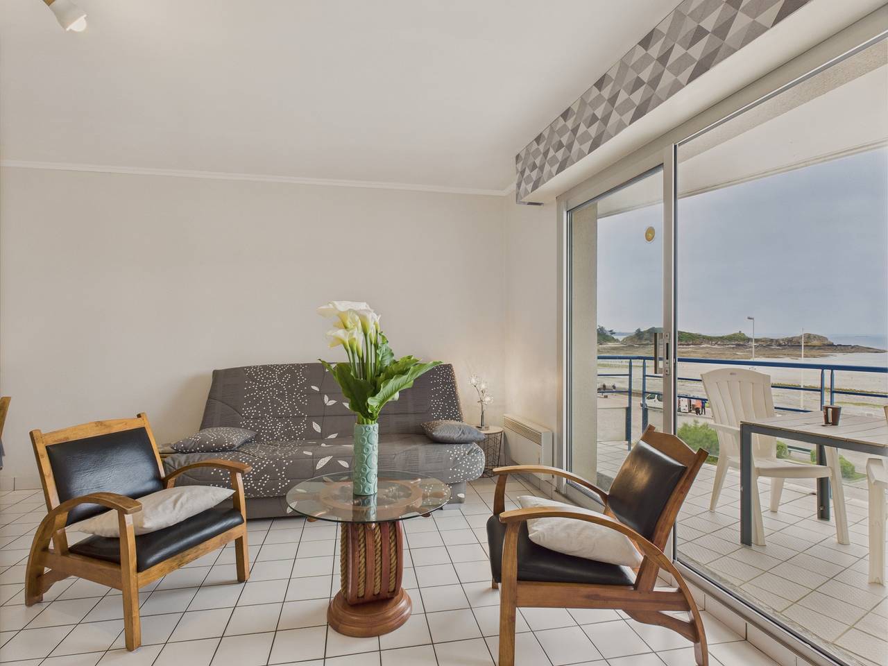 Apartamento entero, Vista al mar – a 25 m de la playa, 4 pax in Erquy, Côte d’Émeraude