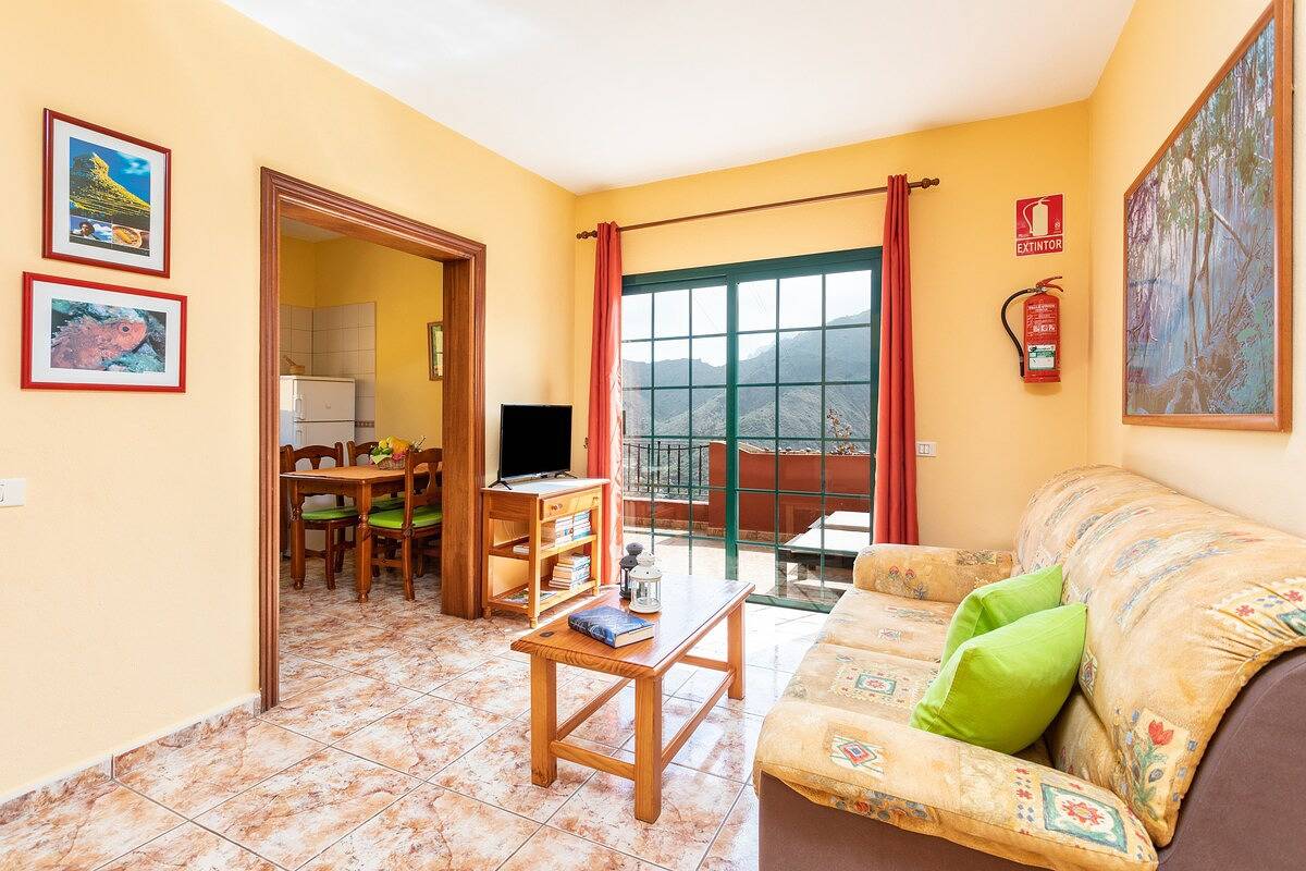 Ganze Wohnung, Ferienwohnung für 3 Personen mit Terrasse in El Tabaibal, Hermigua