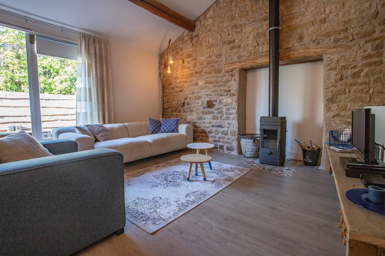 Holiday Home 'Maison Bobonne' with Private Terrace, Private Garden and Wi-Fi