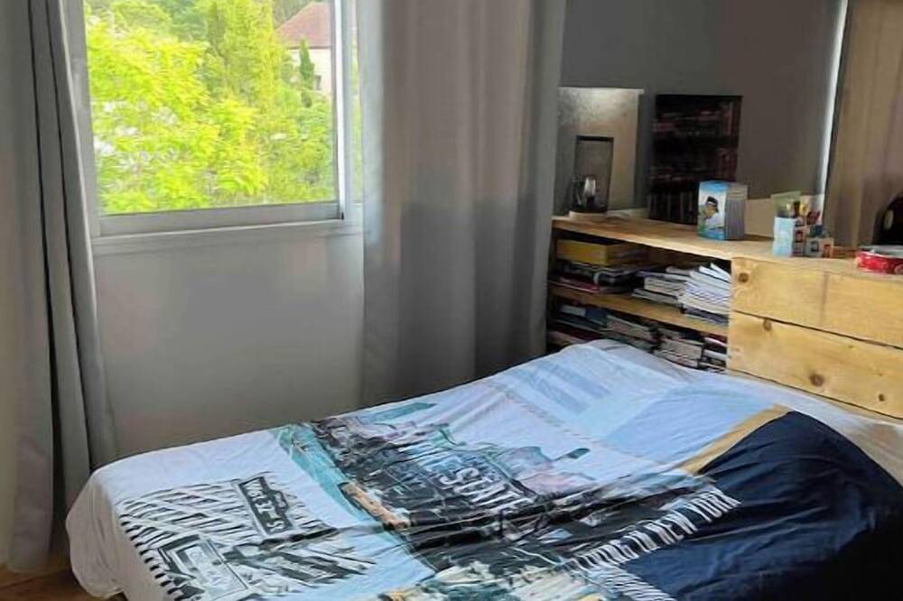 Villa au calme , jacuzzi avec sauna , salle de jeux in Navenne, Haute-Saône