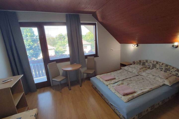 Gîte pour 4 personnes, avec piscine et jardin dans Koroshegy - 4