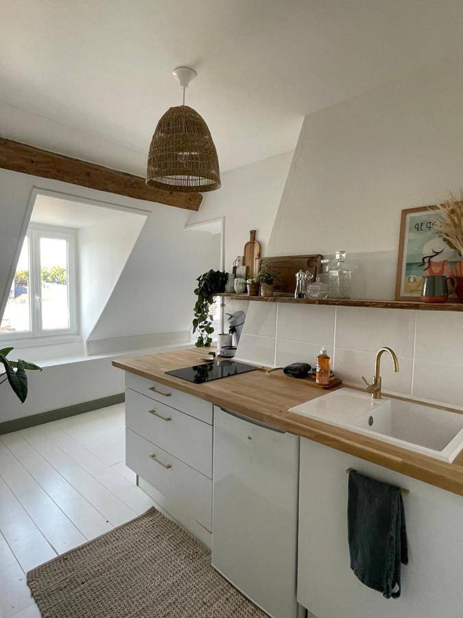Appartement entier, One-Bedroom Apartment in Montreuil (Pas-de-Calais), Région de Montreuil