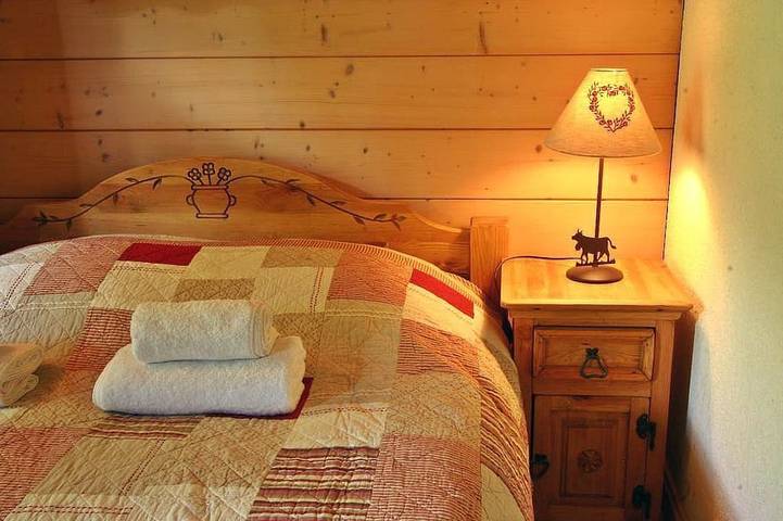4 bedroom chalet less than 10 minutes walk to the centre of Chamonix in Brevent-Flegere, Chamonix