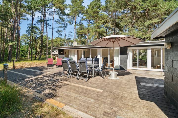 Ferienhaus für 8 Personen, mit Seeblick und Terrasse sowie Sauna auf Bornholm