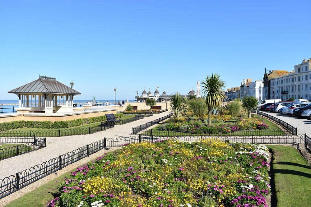 Geheel appartement, Grand Flat | Heart of Herne Bay | 300m from beach in Herne Bay, Kent