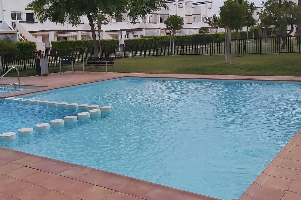 Entire apartment, Lovely 2-Bed Apartment in condado de alhama in Condado de Alhama, Alhama de Murcia