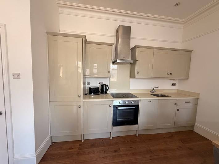 Ganze Wohnung, The Luxe Suite - Stilvolles 3-Bett-Apartment in Croydon, London