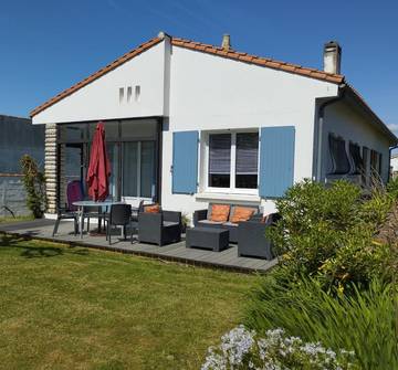 Gîte pour 4 personnes, avec jardin, adapté aux familles dans Plage Saint-Sordelin