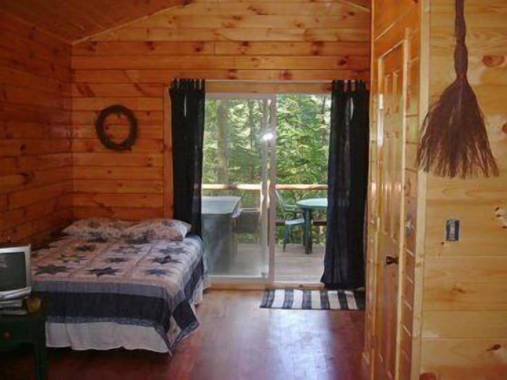 Kabine-Eigenes Badezimmer-Standard-Wildwoods Cabin in Hocking Hills