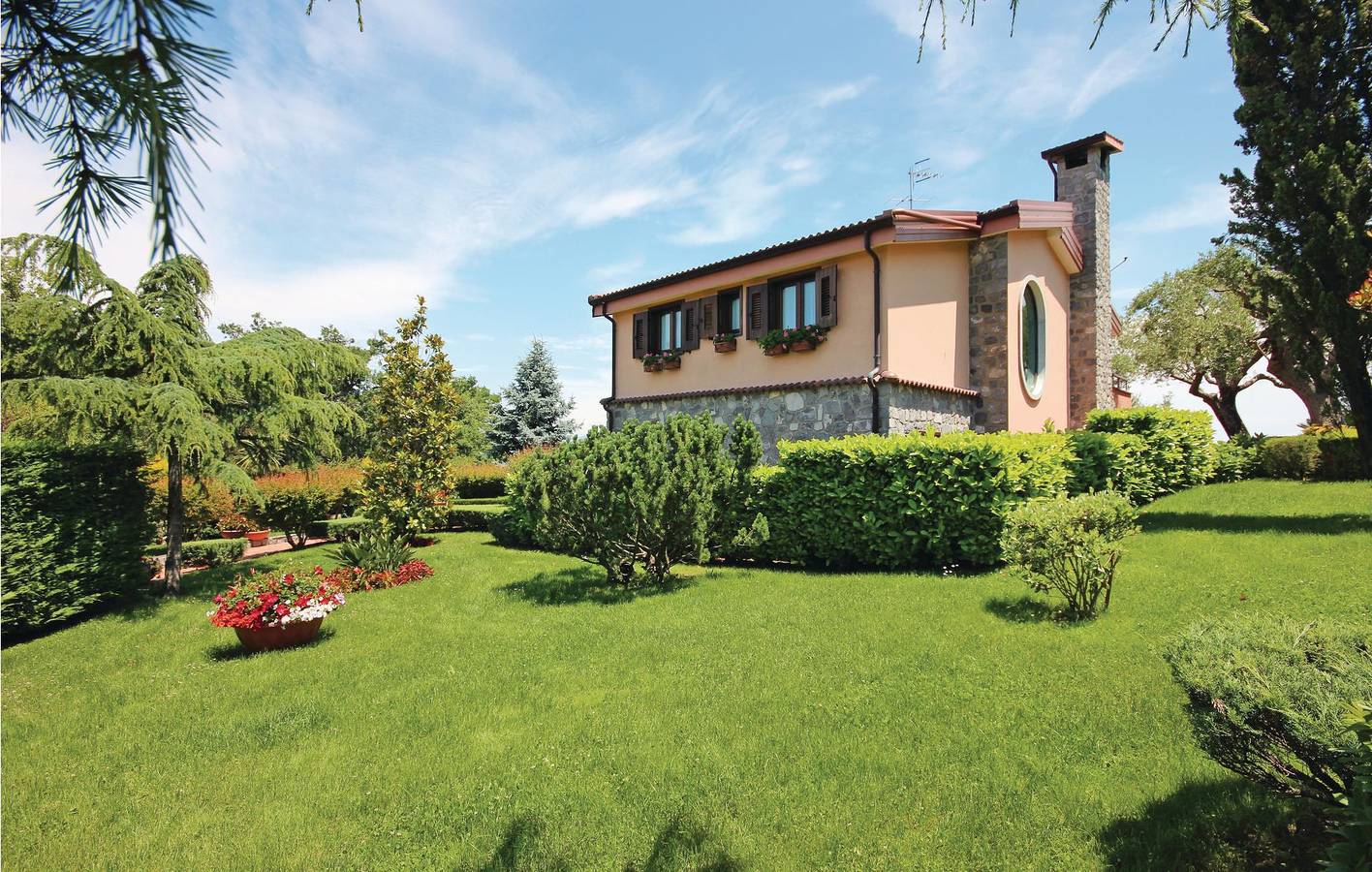 Uitzicht op zee: 140m² met parkeerplaats, vuurplaats, zwembad & meer in Roccagloriosa, Cilento